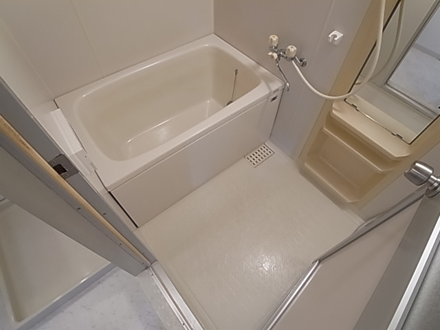神戸市兵庫区永沢町３丁目の賃貸マンションの浴室|浴室