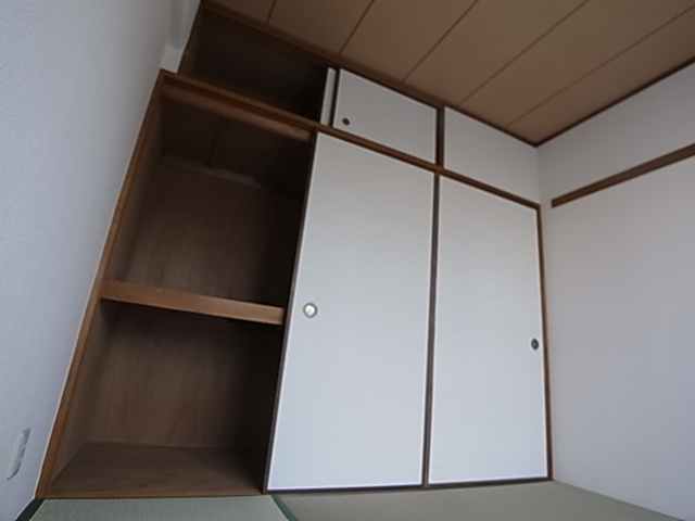 神戸市兵庫区永沢町３丁目の賃貸マンションの収納|押し入れ