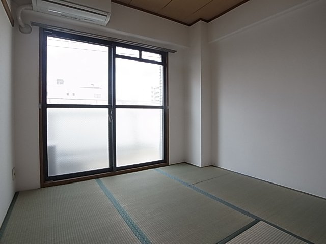 神戸市兵庫区永沢町３丁目の賃貸マンションの内装|和室