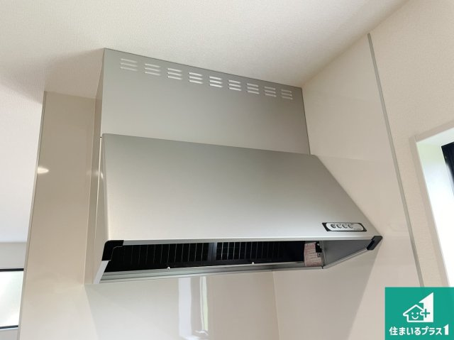 大津市錦織　新築一戸建ての設備|汚れにくいスロットフィルタでお手入れラクラク！ＬＥＤ照明付き！