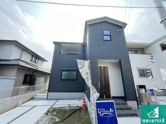 大津市錦織　新築一戸建ての外観|お客様に長く安心して住んでいだだける事にこだわった家づくり！住んでからのアフターサービスにもしっかりと取り組んでいます！