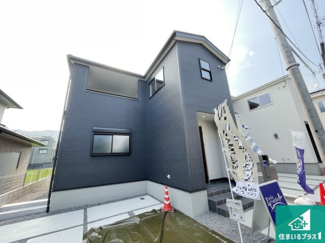 大津市錦織　新築一戸建ての外観|お客様に長く安心して住んでいだだける事にこだわった家づくり！住んでからのアフターサービスにもしっかりと取り組んでいます！