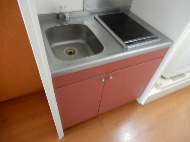 レオパレスロックヒルズ竜が岡のキッチン