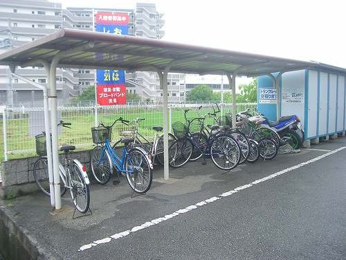 レオパレスボンヌ・シャンスのその他|駐輪場