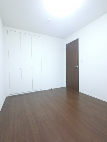 【洋室】 | グランスイートブルーベイフロントタワー