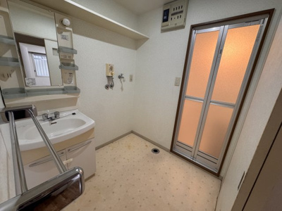 【洗面所】 | ホワイトキャッスル千防C棟