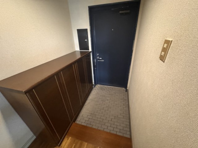 【玄関】 | ホワイトキャッスル千防C棟