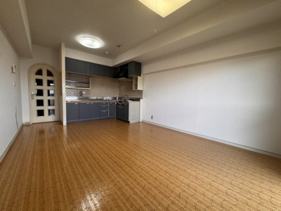 【居間・リビング】 | ホワイトキャッスル千防C棟