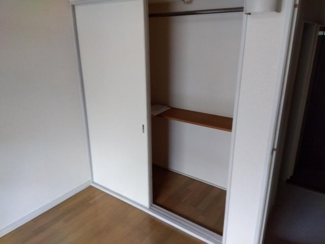 レオパレス松田の収納