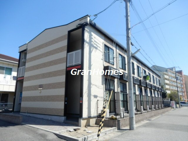 神戸市西区玉津町新方のアパート