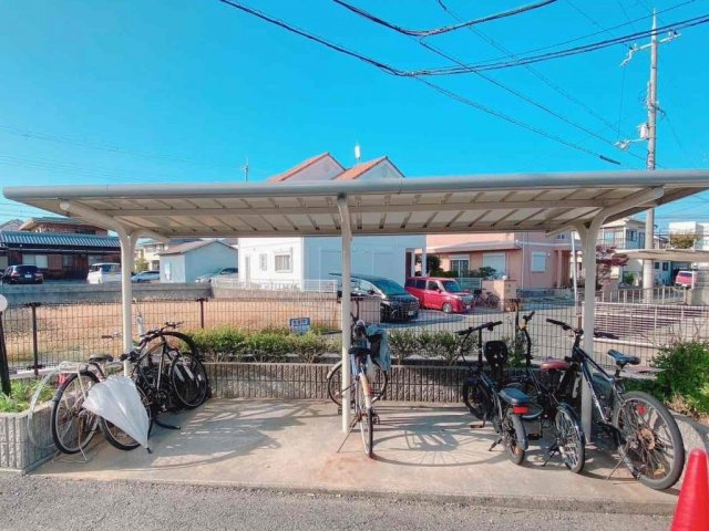 レオパレスラダックＣのその他