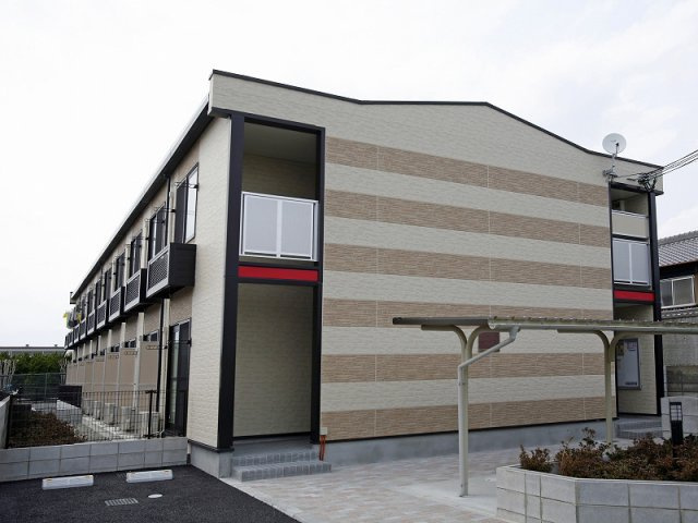 レオパレスシーサイド江井島の外観
