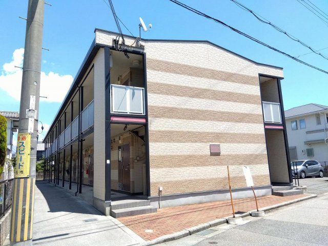 レオパレスＭ　ヴィアージュの外観