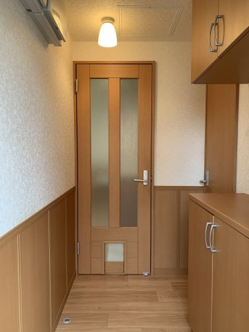 コーポSaloの玄関