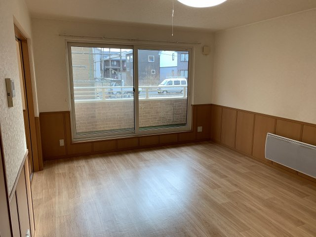 釧路市昭和中央３丁目のアパートの居間・リビング