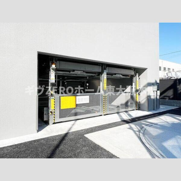 S-RESIDENCE高井田beletaの駐車場