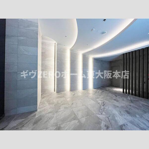 S-RESIDENCE高井田beletaのロビー