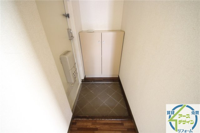 ヴィレッジコート山手の玄関|※類似部屋