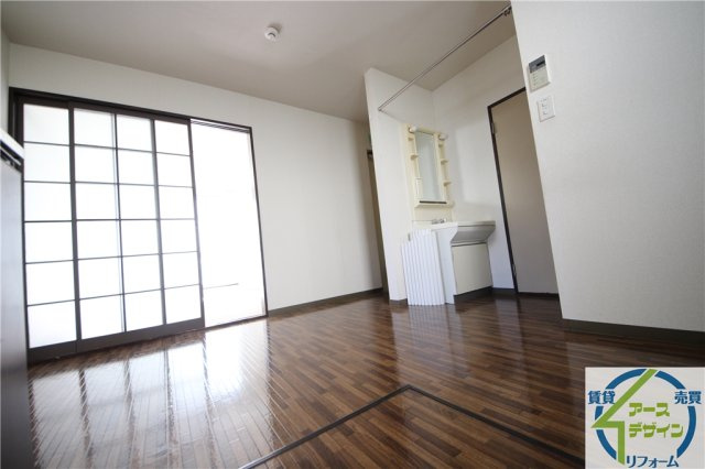 ヴィレッジコート山手の居間・リビング|※類似部屋