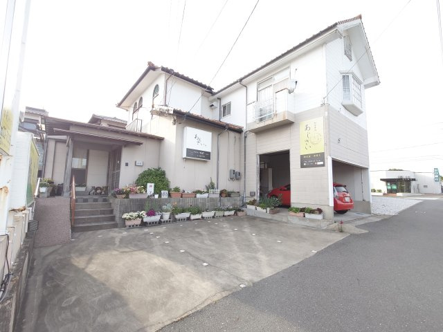 【間取り】 | 見通しの良い通りです。住宅地に佇む店舗で飲食店の経営