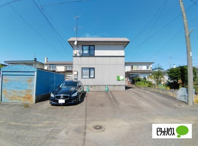 麒麟館の駐車場