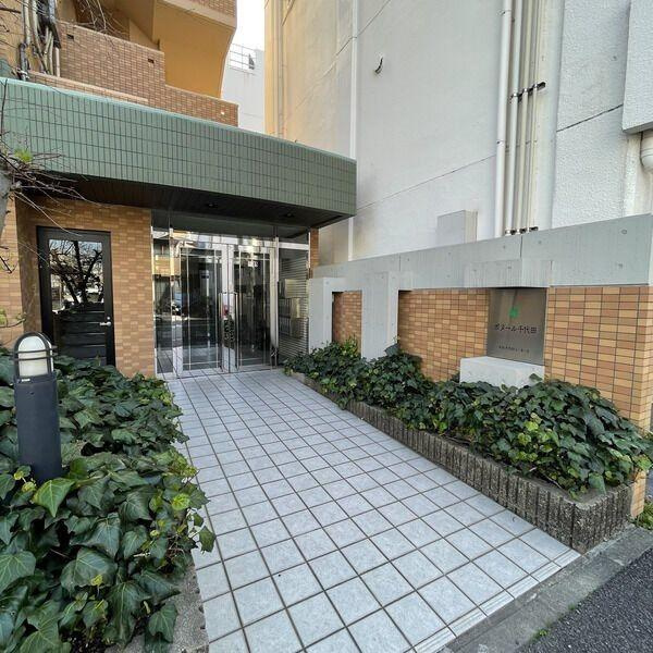 ボヌール千代田のエントランス