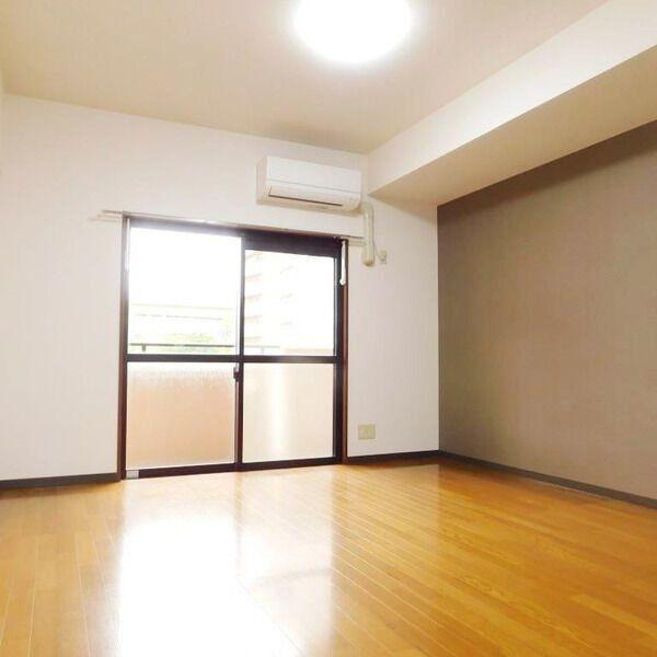 ボヌール千代田の居間・リビング