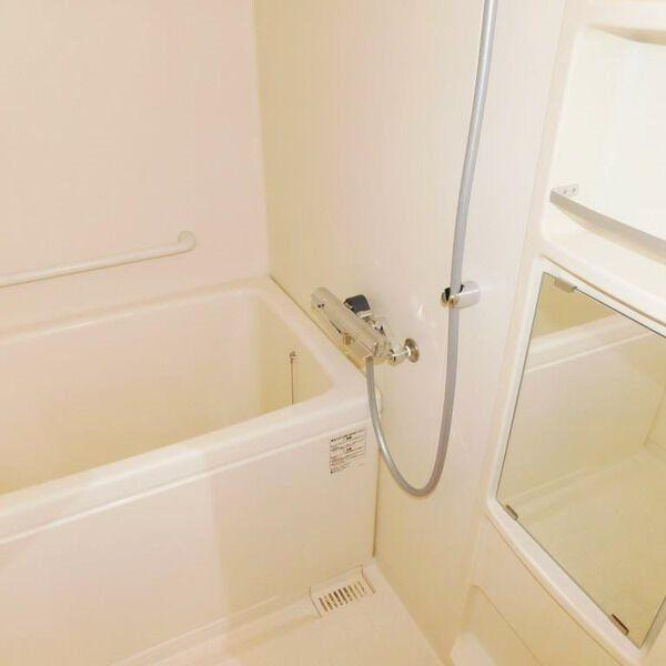 ボヌール千代田の浴室