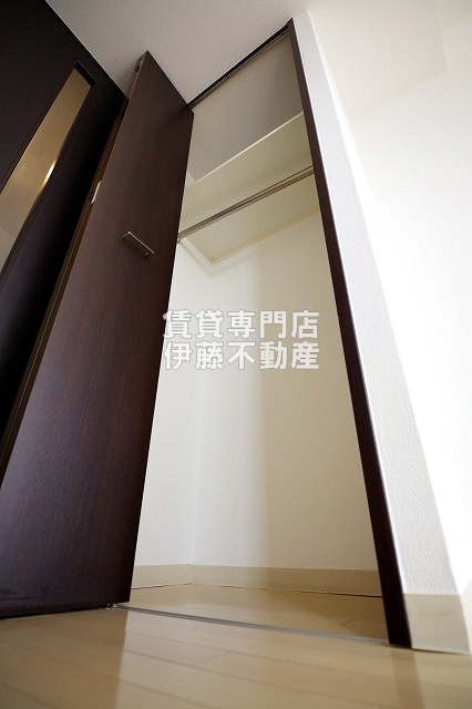 エルスタンザ徳川の収納