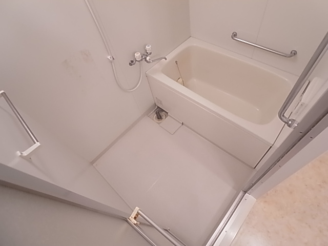 神戸市須磨区大田町４丁目の賃貸マンションの浴室