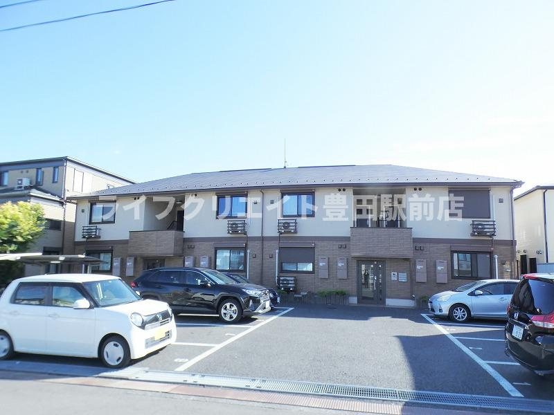 ベルテ東豊田の駐車場