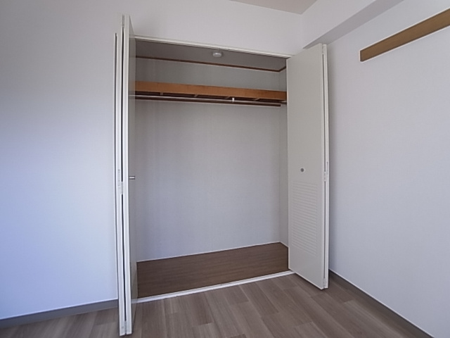 神戸市須磨区大田町４丁目の賃貸マンションの収納|クローゼット