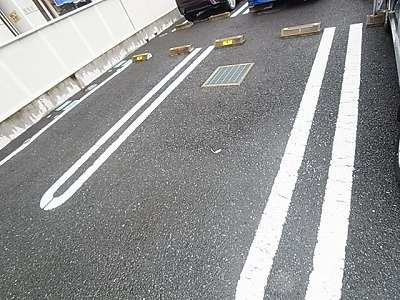 アクティフの駐車場