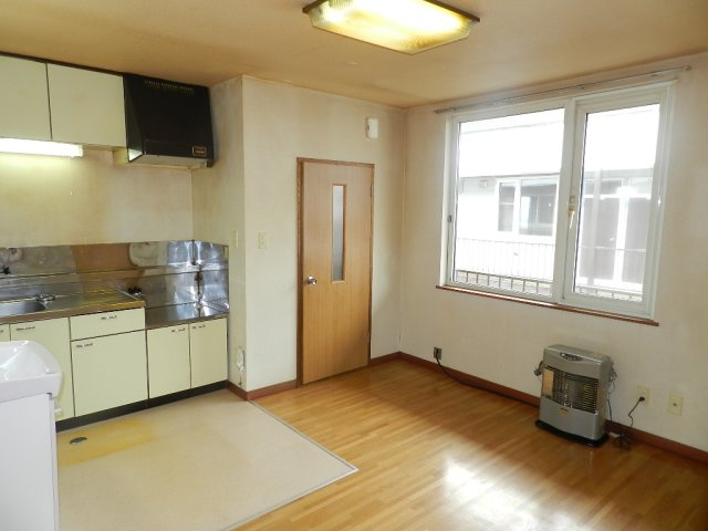 シャルマン幌別Ｃの居間・リビング