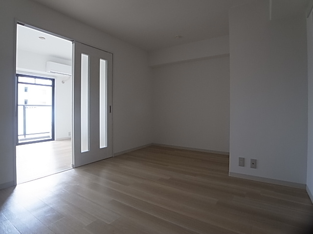 神戸市兵庫区松本通６丁目の賃貸マンション