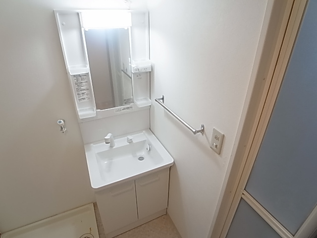 神戸市兵庫区松本通６丁目の賃貸マンションの洗面所|シャンプードレッサー