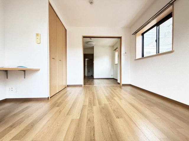 フレンテ・カルポートの居間・リビング