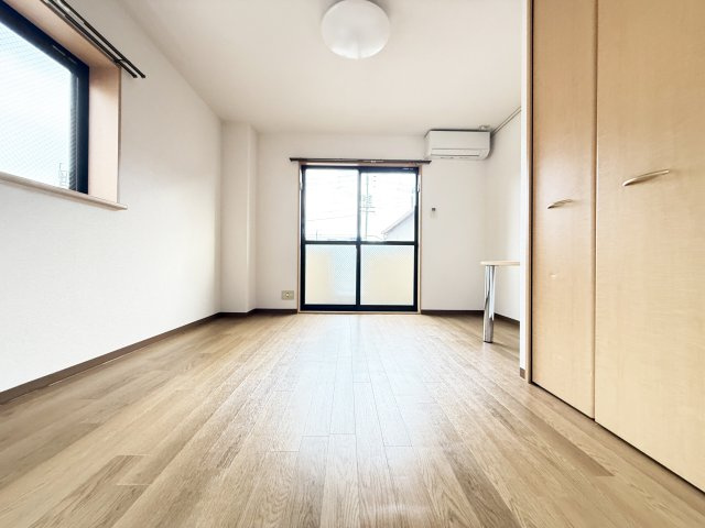 フレンテ・カルポートの内装