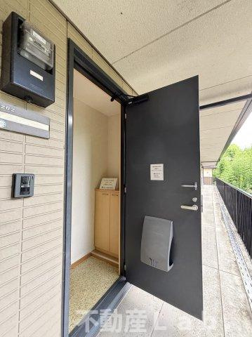 シャーメゾン不知火のエントランス