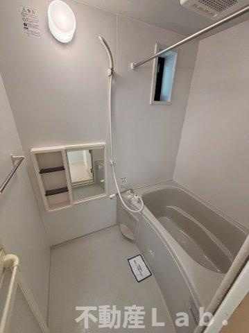 シャーメゾン不知火の浴室