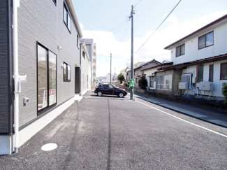 【駐車場】