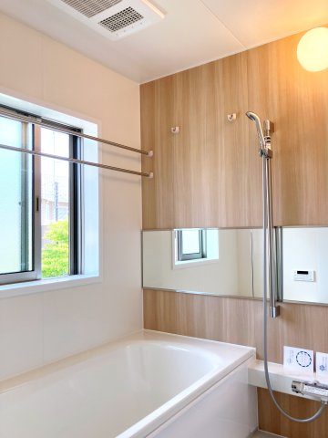 川崎市多摩区長尾七丁目戸建の浴室