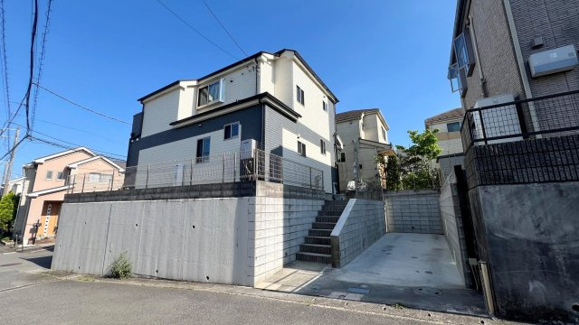 川崎市多摩区長尾七丁目戸建の外観