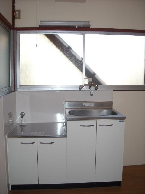 川島ハイツのキッチン|使いやすいキッチンです