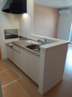 【キッチン】 | ラ・フォンテ　Ⅱ | キッチンでお料理をお楽しみください