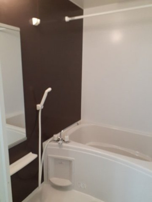 【浴室】 | ラ・フォンテ　Ⅱ | 日々の疲れを癒すお風呂付です