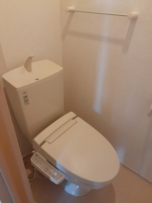 【トイレ】 | ラ・フォンテ　Ⅱ | 清潔感のあるトイレです