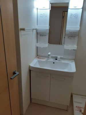 【洗面所】 | ラ・フォンテ　Ⅱ | 忙しい朝には欠かせない洗面所です