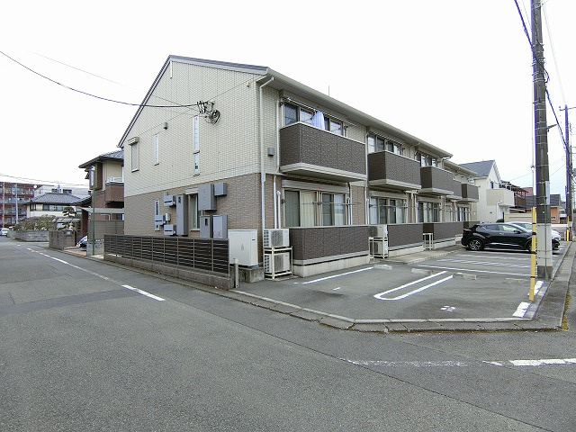 アプローズコートの外観