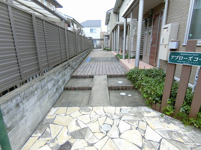 アプローズコートのエントランス